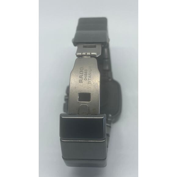 Rado R5.5 Square Chronograph - Picture 8 of 9